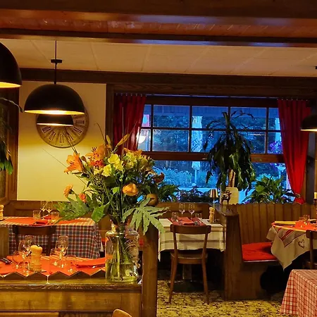 Les Touristes * Chatelard