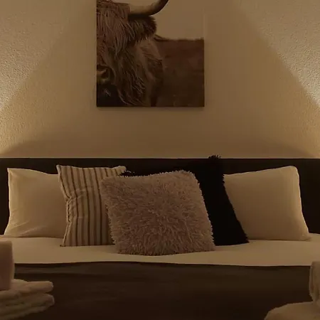 Les Touristes Hotel